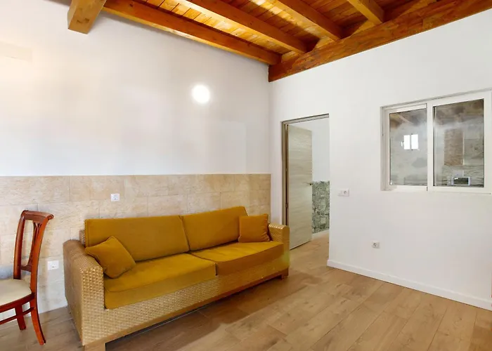 Paraiso Aldeano 1+2 *